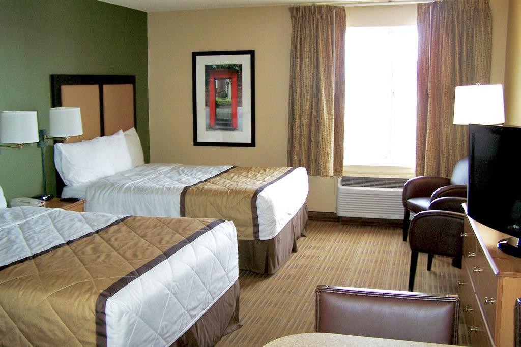 Extended Stay America Select Suites - Chicago - Lombard - Oakbrook Oakbrook Terrace Extérieur photo