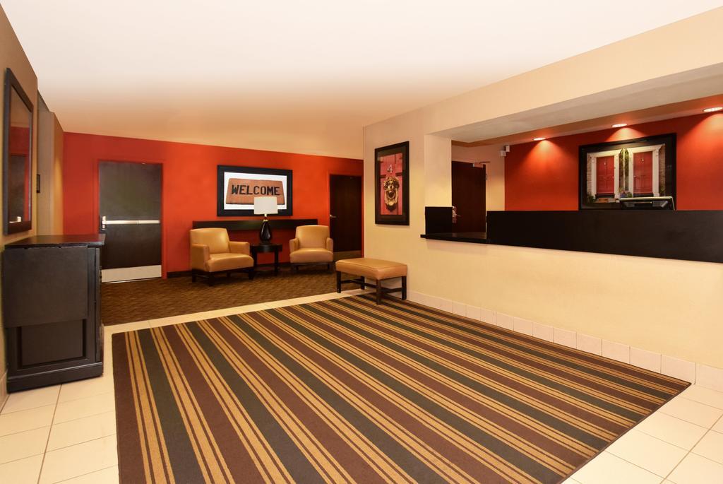 Extended Stay America Select Suites - Chicago - Lombard - Oakbrook Oakbrook Terrace Extérieur photo