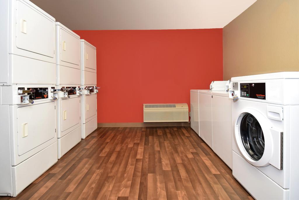 Extended Stay America Select Suites - Chicago - Lombard - Oakbrook Oakbrook Terrace Extérieur photo